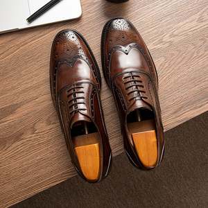 Zapatos de Hombre de Alta Gama, de Piel Auténtica, con Punta Redonda, Grabados, Formales, Casuales, Impermeables, para Otoño y Todas las Estaciones - Product Image 1