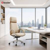 Chaise de bureau exécutive en cuir haut de gamme avec base à roulettes robuste, dossier haut, inclinable et réglable, et siège coulissant premium