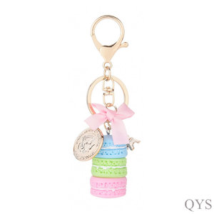 QYS Porte-clés créatif en résine motif macaron, pendentif couleur bonbon nœud et tour Eiffel, cadeau porte-clés - Product Image 1
