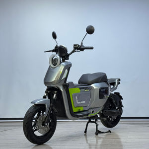Vente en gros d'usine 72V 2000W Streetbikes Motos électriques 65 km/h Power Disc-Break Moto de tourisme avec une autonomie de 50km - Product Image 2