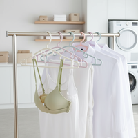 Cintres en plastique moulés par injection pour usage domestique, pour vêtements, costumes, chemises et pyjamas, conception personnalisée pour armoire