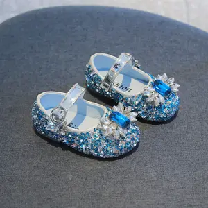 2024 नए बेबी स्क्वायर हेड कैजुअल जूते लड़कियों के चमड़े के जूते बच्चों के सॉफ्ट सोल प्रिंसेस सैंडल