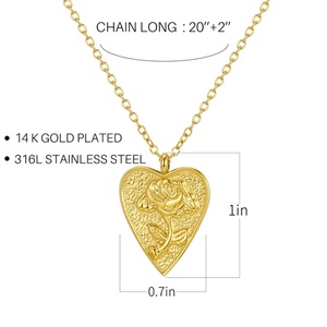 Collier délicat pour femme en acier inoxydable avec pendentif cœur et fleur rose - Product Image 6