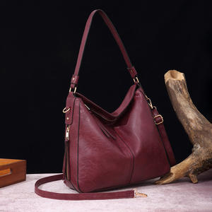 European American Retro Style Women's <b>Handbag</b> Vintage Tote Bag Crossbody Shoulder Casual Bag Wholesale on - Product Image 5