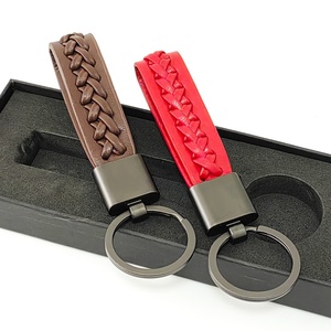 พวงกุญแจหนัง PU สำหรับรถยนต์ แบบขายส่ง สั่งทำโลโก้ได้ พิมพ์ลายแบบ Sublimation  วัสดุหนัง PU - Product Image 5