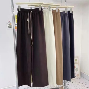 Vente directe d'usine de pantalons larges pour femmes, pantalons décontractés <span class=keywords><strong>en</strong></span> velours côtelé, pantalons à cordon avec visage souriant - Product Image 1