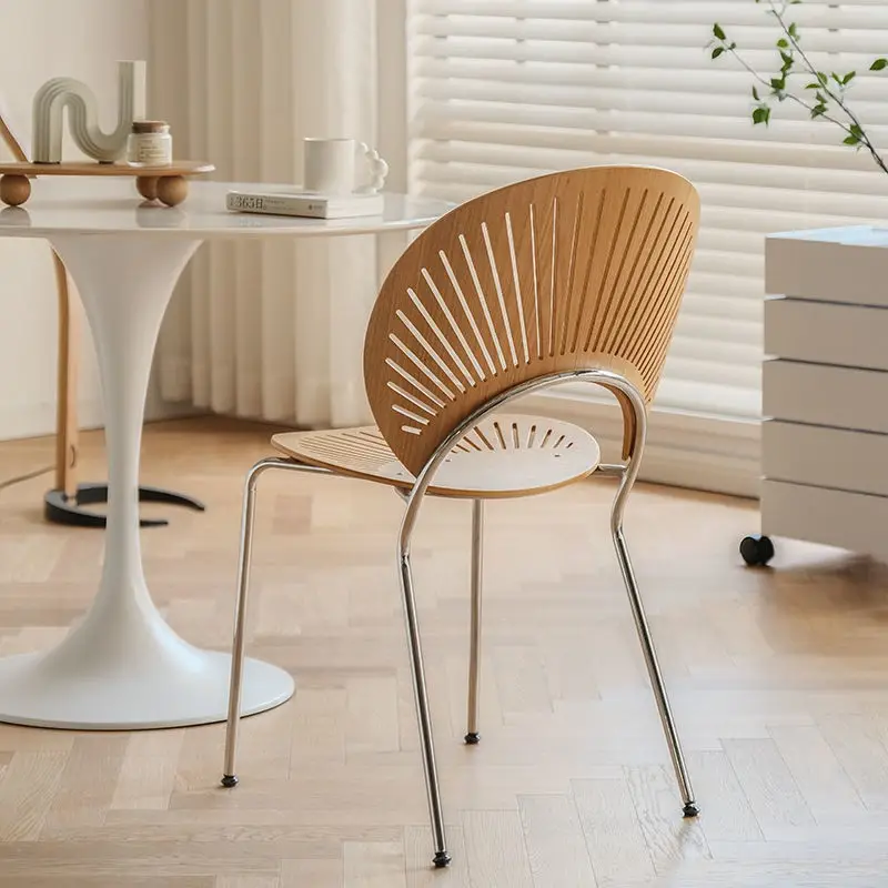 PurelyFeel Nordic shell chair INS retro creative simple makeup solid wood light luxury dining chair