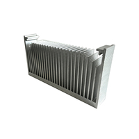 Dissipateur thermique en aluminium extrudé à profilé haute performance avec fixation par clip pour onduleur de stockage d'énergie à fréquence variable
