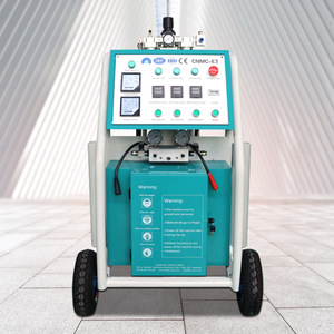 Machine à mousser le polyuréthane Cnmc E3 380V 2.5kW avec contrôle PLC pour applications électroniques automobiles - Product Image 1