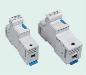 Thiên Hà <span class=keywords><strong>RT18</strong></span>-63 63A 690V Nhanh Chóng Thổi Cầu Chì Liên Kết Với Chuyến Đi Chỉ Số LED Glow Cho Mạch Bảng Điều Khiển Bảo Vệ DIN Gắn Kết Cầu Chì Liên Kết - Product Image 6