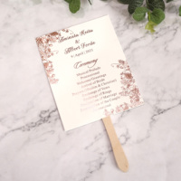Cartes de table en papier design créatif Menus avec bâton en bois Carte de menu de mariage faite à la main en papier d'aluminium or rose de luxe