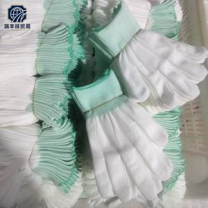 Guantes RFX RFX-103 de Nailon con Recubrimiento de PU, Tejido Sin Costuras, Sin Pelusas, Calibre 13, Blancos, Ajuste de Palma, Protección ESD, Personalizables - Product Image 2