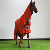 Nouvelle Couverture d'Été Confortable pour Chevaux, Design Tendance, Protection Optimale, Couverture Combinée d'Été avec Tapis Uni
