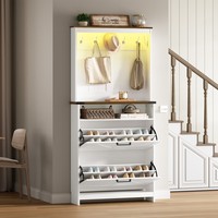 Porte-manteau blanc en bois de style farmhouse avec rangement pour chaussures et crochets pour manteaux, idéal pour l'entrée (vente en gros)