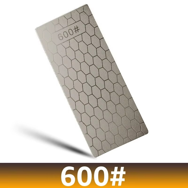 600