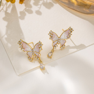 Boucles d'oreilles papillon en zircon, design coquillage doré, bijoux d'anniversaire pour femmes EDB-005 - Product Image 3
