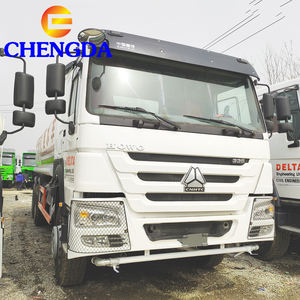 <span class=keywords><strong>Camion</strong></span>-citerne SINOTRUK HOWO 6*4 20000L Diesel 371HP pour la lutte contre la poussière routière, l'irrigation et les opérations d'incendie d'urgence - Product Image 4