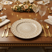 Assiettes de présentation de luxe en plastique de 13 pouces de haute qualité, motif personnalisé pigmenté, durables et réutilisables, idéales pour mariages et anniversaires
