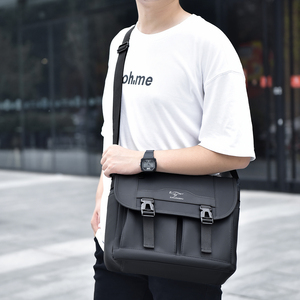 Borse Messenger da <span class=keywords><strong>uomo</strong></span> di lusso personalizzate Oxford <span class=keywords><strong>tracolla</strong></span> <span class=keywords><strong>tracolla</strong></span> alla moda <span class=keywords><strong>tracolla</strong></span> portatile impermeabile per tutte le stagioni - Product Image 5