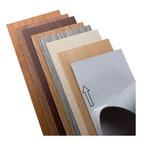 Beliebtes Design Mehr dimensionale feuerfeste selbst klebende Fliesen Holzmaserung Boden aufkleber LVT Luxus Vinyl fliesen PVC-Platten boden