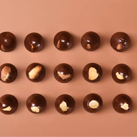 Délicieuses collations pour les cadeaux de la Saint-Valentin, boîte de truffes, emballage de chocolat, chocolat halal
