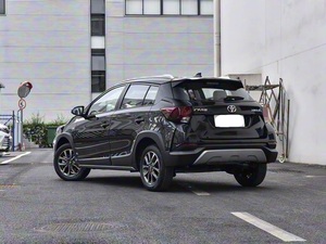 Pour <span class=keywords><strong>Yaris</strong></span> L Zhixuan 2022 1.5L Automatique Gauche R15 SUV Voiture d'occasion Intérieur Foncé SUV à Vendre - Product Image 4