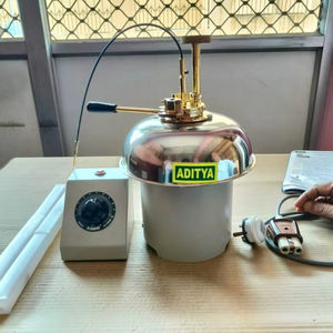 Pensky Martens เครื่องทดสอบจุดแฟลชคุณภาพสูงพร้อมตัวควบคุมพลังงานอุปกรณ์ทดสอบที่แม่นยำ - Product Image 1