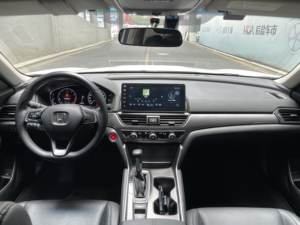 <span class=keywords><strong>Honda</strong></span> Accord 1,5 T Automático <span class=keywords><strong>SUV</strong></span> 4 Puertas 5 Asientos de Cuero Dirección Izquierda Vehículos de Segunda Mano Coches Baratos A LA Venta al Mejor <span class=keywords><strong>Precio</strong></span> - Product Image 5