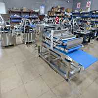 Machine à rouler le pain baguette entièrement automatique industrielle, ligne de production continue pour la mise en forme du pain long