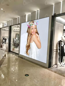 Pantalla LED transparente a todo color Pantalla LED de rejilla P3.91 Pantalla LED transparente - Product Image 5