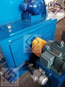 Machine à fibres de tournesol pour ligne de production de PSF / Ligne de production de fibres courtes de polyester - Product Image 3