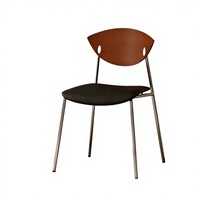 Chaise de salle à manger en bois massif de style mi-siècle, design léger et luxueux, style café décontracté, dossier en fer design, mobilier de maison, rembourrage doux