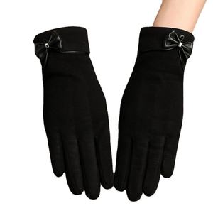 Gants d'hiver pour femmes à la mode, très demandés, pas chers, compatibles écran tactile, en cachemire avec doublure chaude en velours et nœud en cuir, vente en gros - Product Image 2
