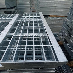 Escalera <span class=keywords><strong>de</strong></span> acero galvanizado <span class=keywords><strong>Escalones</strong></span> Rejilla Escalera <span class=keywords><strong>de</strong></span> acero <span class=keywords><strong>Escalones</strong></span> Barra <span class=keywords><strong>de</strong></span> acero al aire libre Rejilla Materiales <span class=keywords><strong>de</strong></span> construcción <span class=keywords><strong>de</strong></span> metal - Product Image 5