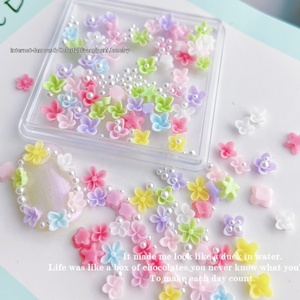 Accessoires pour ongles frais et mignons, mini fleurs à cinq pétales colorées, modèle DIY Frangipani Hdsp - Product Image 1