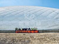 Dôme pneumatique en PVC léger avec structure robuste, construction durable, conçu pour l'utilisation dans les usines de ciment