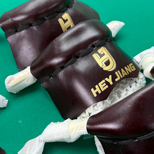 Juego <span class=keywords><strong>de</strong></span> Cojines Profesionales <span class=keywords><strong>de</strong></span> Cuero Genuino para Mesa <span class=keywords><strong>de</strong></span> <span class=keywords><strong>Billar</strong></span> y Snooker <span class=keywords><strong>de</strong></span> 9 pies, con <span class=keywords><strong>Bolas</strong></span> y Accesorios - Product Image 3