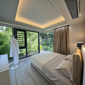 Cápsula de espacio de parque de acero personalizada para hoteles boutique o villas campestres diseño transpirable con paredes de panel sándwich - Product Image 5