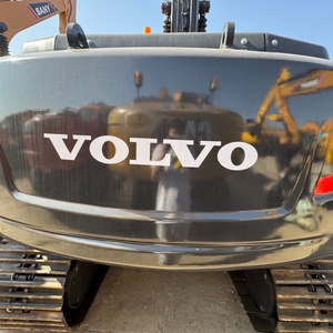 Presque neuf, économe en carburant et puissant, excavateur sur chenilles hydraulique Volvo EC140 d'occasion de 14 tonnes pour projets municipaux - Product Image 5