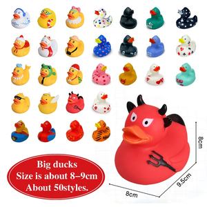 Personalizada masa impresa PVC 9 centímetros de gran tamaño de goma en forma de pato bañera juguetes de baño que incorporan diseños de patrones - Product Image 1
