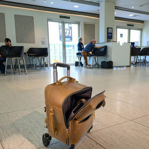 <span class=keywords><strong>Maleta</strong></span> de <span class=keywords><strong>piloto</strong></span> unisex de alta calidad al por mayor, bolsa de vuelo de cuero de negocios, maletín para portátil con 4 <span class=keywords><strong>ruedas</strong></span> giratorias, estuche de embarque OEM ODM - Product Image 2