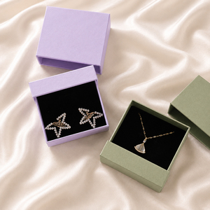 Caja de Regalo de Joyería con Cajón Deslizante de Lujo y Logotipo Personalizado, para Pulseras y Brazaletes, con Inserto - Product Image 1