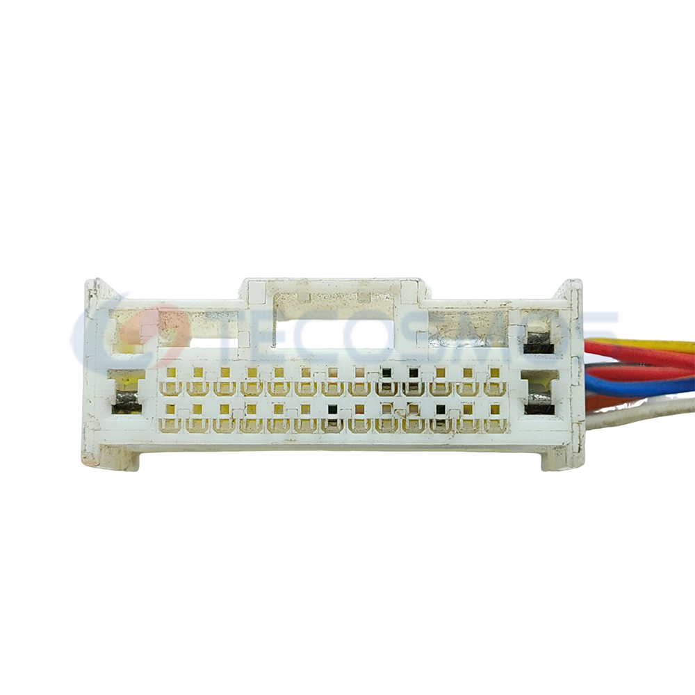 Waterproof Wire Connector Cable Harness Car Enclosure Connector for Toyota 30Pin Female CT30-0023M