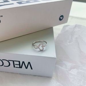 Anillo de Plata de Ley 925 de Estilo Moderno Dylam, Anillo con Zirconia Cúbica de Alto Brillo, Diseño Infinito y Corazón, Resistente al Deslustre, Ajuste Cómodo - Product Image 2