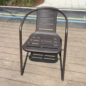 Vente directe d'usine <span class=keywords><strong>de</strong></span> chaises <span class=keywords><strong>de</strong></span> <span class=keywords><strong>jardin</strong></span> en rotin <span class=keywords><strong>avec</strong></span> structure en aluminium imperméables et résistantes au soleil pour l'extérieur - Product Image 3