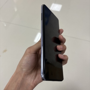 Smartphone Camon 50 Pro 16 Go + 1 To à succès, performances de jeu haute définition, caméra frontale 5G personnalisée pour le marché mondial - Product Image 1