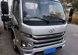 Camioneta Mini Yuejin Fuxing S100 1.6L 123HP Gasolina, Plataforma Plana de Una Fila de 4.05m, Emisión China VI, Equipada con Motor Wuling Liuzhou - Product Image 2