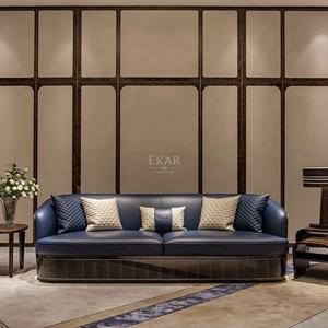 Divano con Motivo Decorativo in Impiallacciatura di Legno Scuro - Arredamento di Lusso per la Casa - Product Image 2