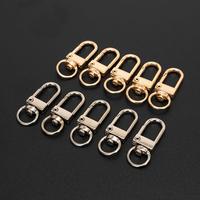 Vente en gros de porte-clés mousqueton en métal porte-clés fendu avec chaîne accessoires de boucle de sac bricolage Clips de chien porte-clés D