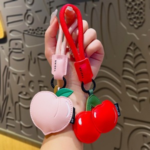 Llavero de Cuero YXDIAN con Colgante de Frutas (Durazno, Limón, Cereza) de Alta Calidad, Accesorio Creativo para Coche o Bolso, Regalo para Parejas - Product Image 2